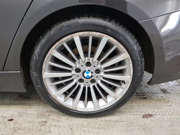 Photo 14 VIN: WBA8E11010K476896 - BMW 330 