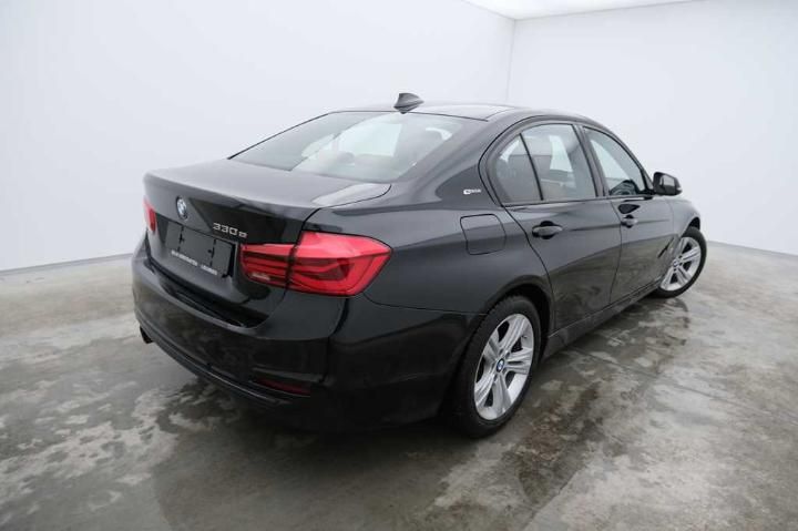 Photo 2 VIN: WBA8E11010K829167 - BMW 3-SERIE 4DRS &#3915 