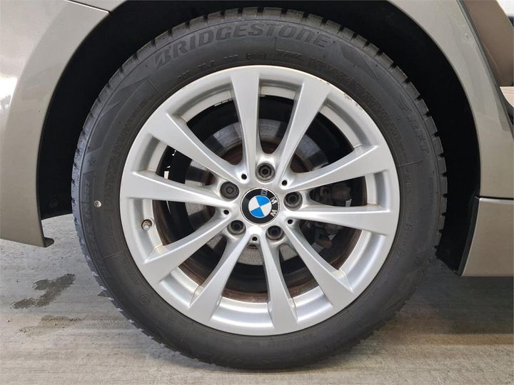 Photo 15 VIN: WBA8E11010K829184 - BMW 330 