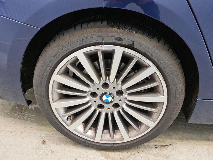 Photo 15 VIN: WBA8E11010K829654 - BMW 330 