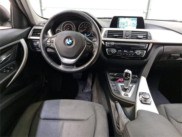 Photo 6 VIN: WBA8E11010K830111 - BMW 330 