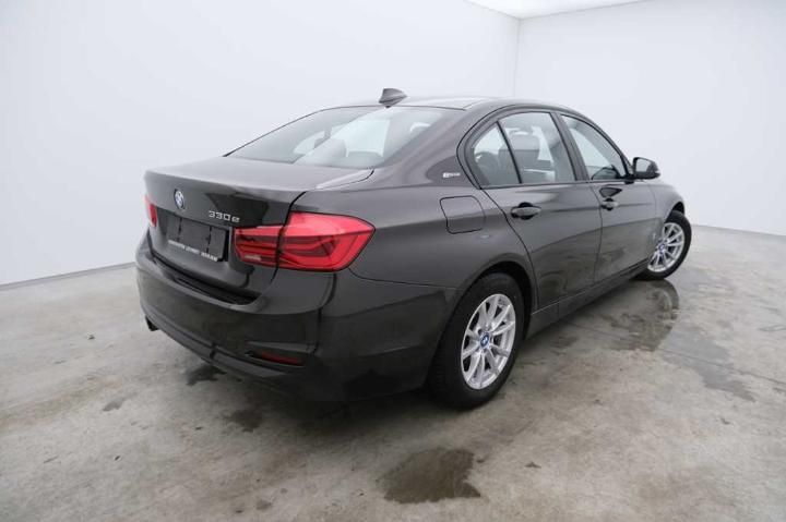 Photo 2 VIN: WBA8E11020K828495 - BMW 3-SERIE 4DRS &#3915 