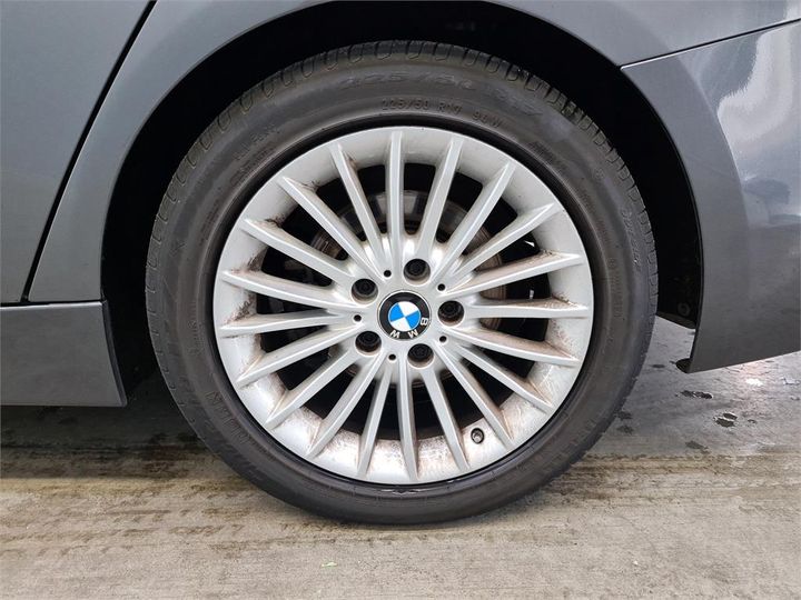 Photo 13 VIN: WBA8E11020K828934 - BMW 330 