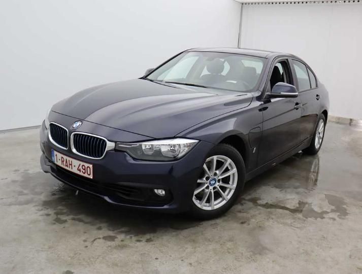 Photo 1 VIN: WBA8E11020K829176 - BMW 3-SERIE 4DRS &#3915 