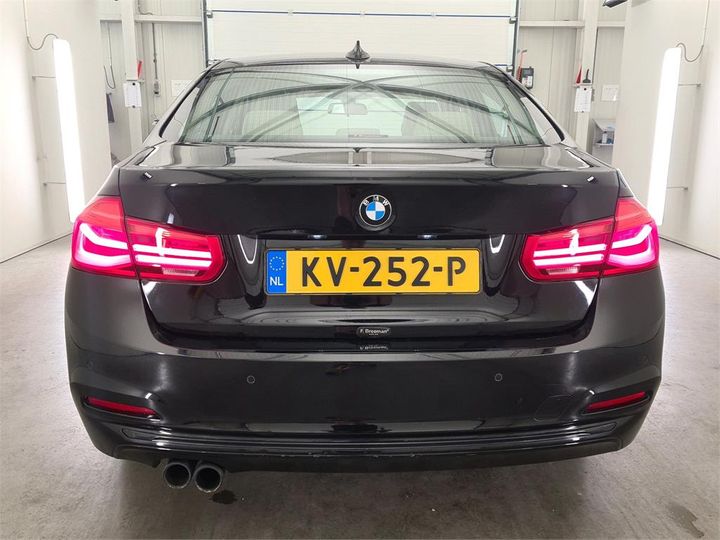 Photo 21 VIN: WBA8E11020K829727 - BMW 3 