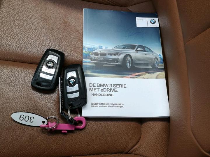 Photo 9 VIN: WBA8E11030K828554 - BMW 330 