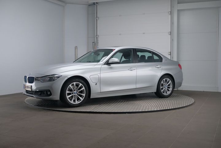 Photo 1 VIN: WBA8E11030K829154 - BMW 3 SERIE SEDAN 