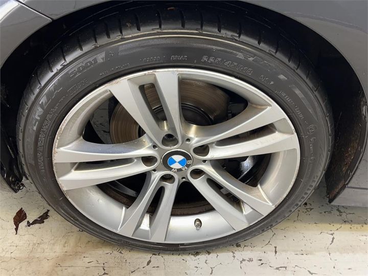 Photo 12 VIN: WBA8E11030K829686 - BMW 330 