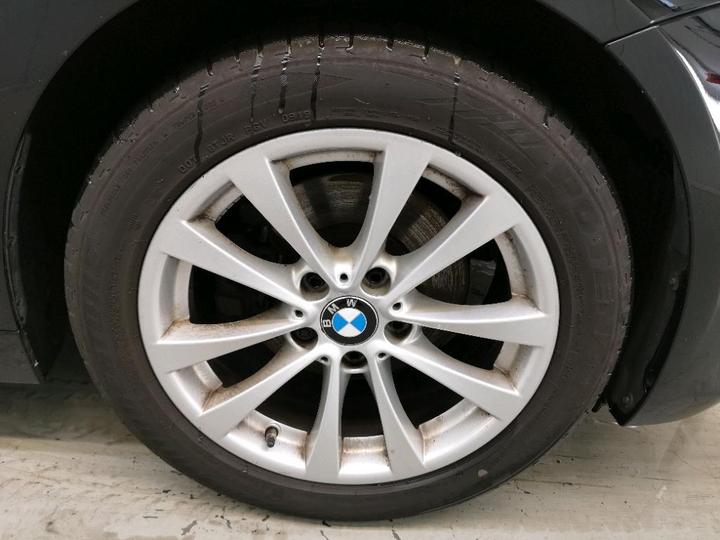 Photo 13 VIN: WBA8E11030K830160 - BMW 330 