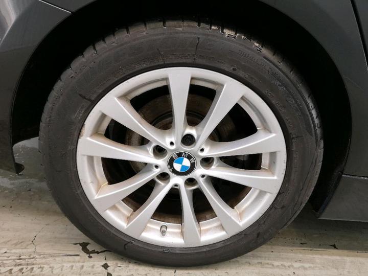 Photo 15 VIN: WBA8E11030K830160 - BMW 330 