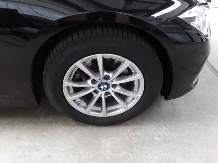 Photo 26 VIN: WBA8E11030K832295 - BMW 330 E 