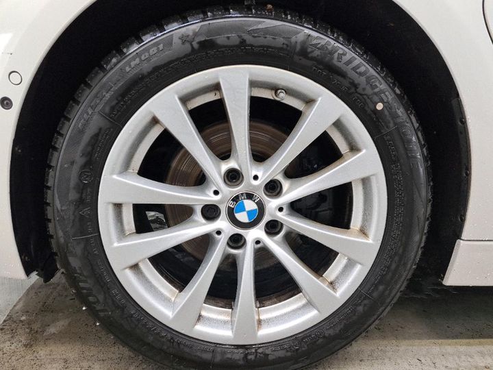 Photo 12 VIN: WBA8E11040K829292 - BMW 330 