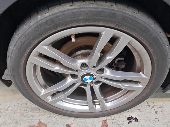 Photo 14 VIN: WBA8E11050K417933 - BMW 330 