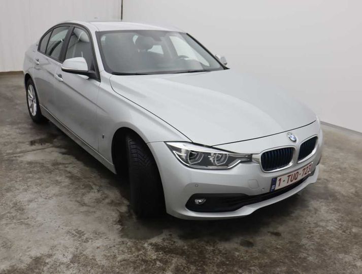 Photo 8 VIN: WBA8E11050K420640 - BMW 3-SERIE 4DRS &#3915 