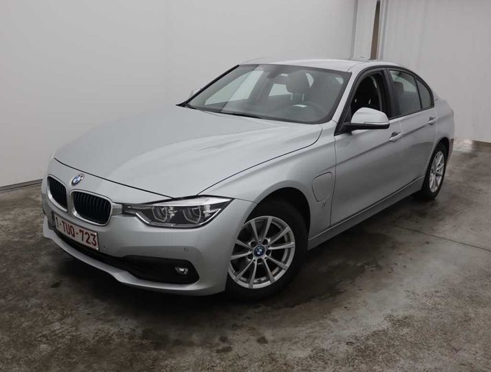 Photo 0 VIN: WBA8E11050K420640 - BMW 3-SERIE 4DRS &#3915 