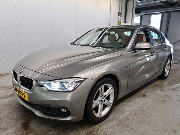 Photo 1 VIN: WBA8E11050K827910 - BMW 330 