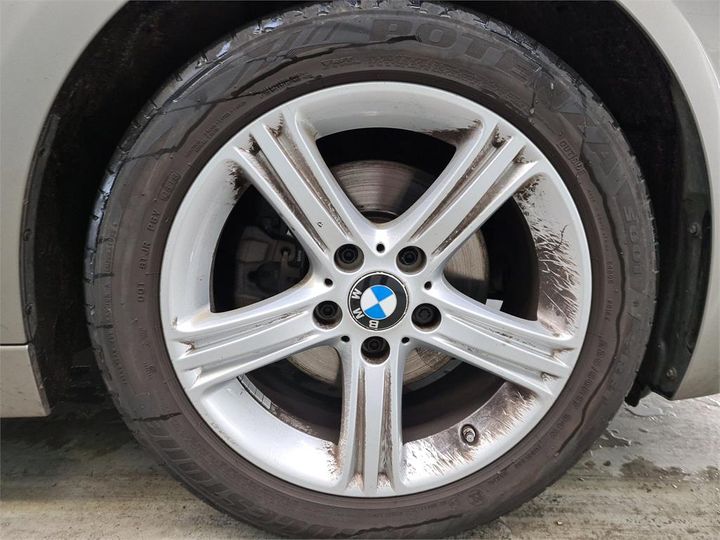 Photo 13 VIN: WBA8E11050K827910 - BMW 330 