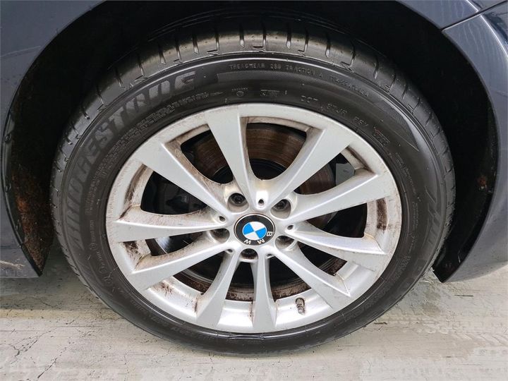 Photo 15 VIN: WBA8E11050K829656 - BMW 330 