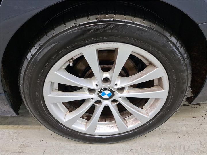 Photo 16 VIN: WBA8E11050K829656 - BMW 330 