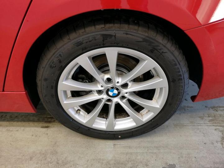 Photo 15 VIN: WBA8E11050K829818 - BMW 330 