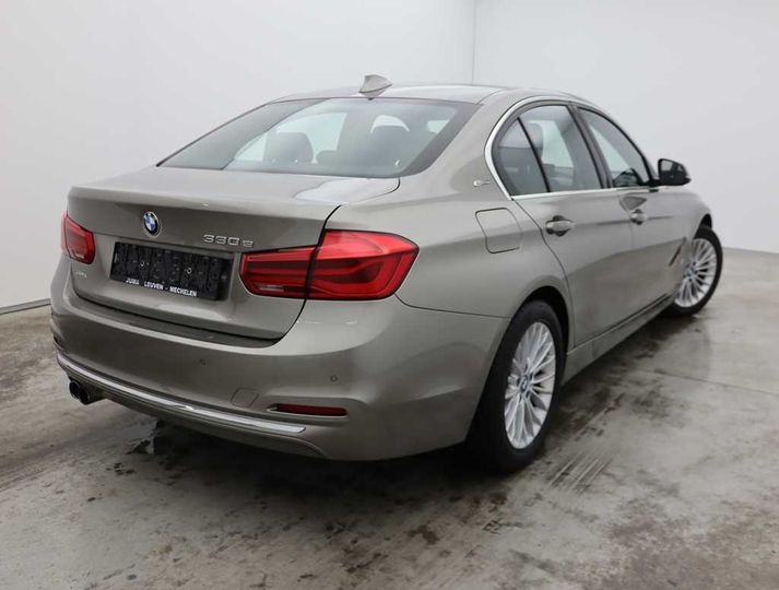 Photo 2 VIN: WBA8E11050K830399 - BMW 3-SERIE 4DRS &#3915 