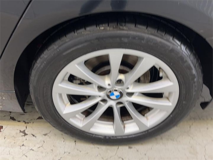 Photo 14 VIN: WBA8E11060K417312 - BMW 330 