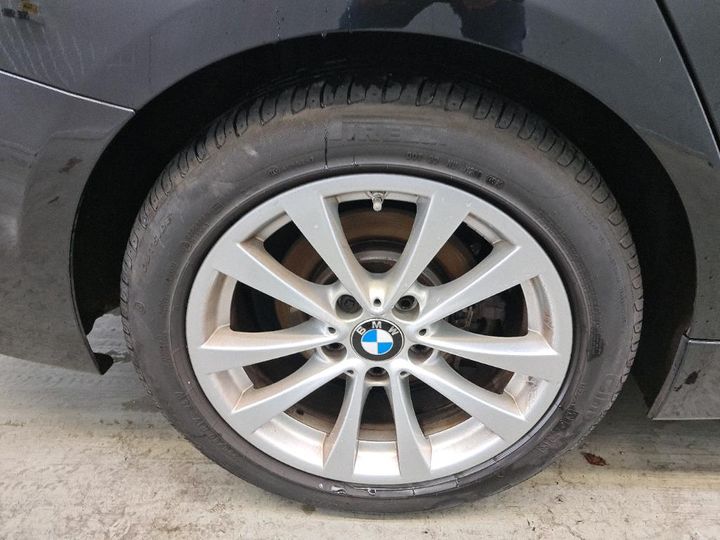 Photo 15 VIN: WBA8E11060K829343 - BMW 330 