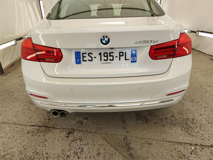 Photo 15 VIN: WBA8E11060K832632 - BMW SERIE 3 