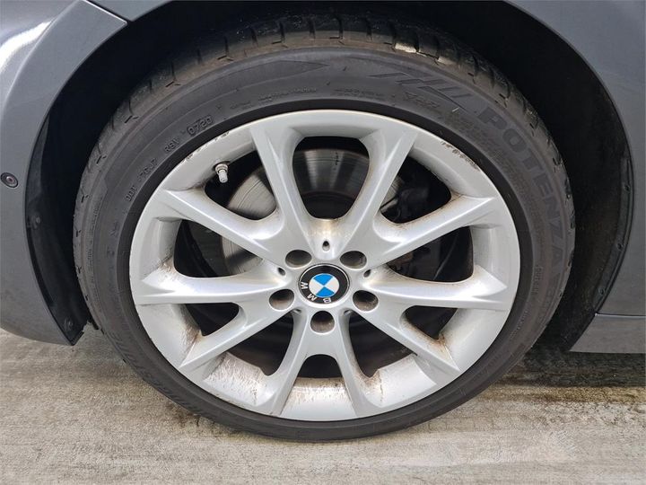 Photo 12 VIN: WBA8E11070K415956 - BMW 330 