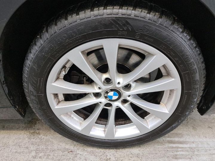 Photo 13 VIN: WBA8E11070K476997 - BMW 330 