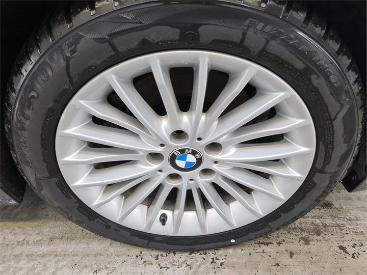 Photo 13 VIN: WBA8E11070K828220 - BMW 330 