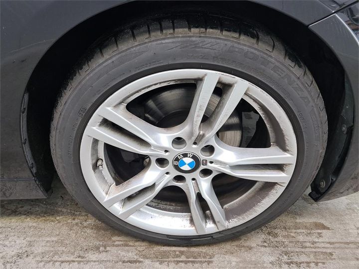 Photo 13 VIN: WBA8E11070K829366 - BMW 330 