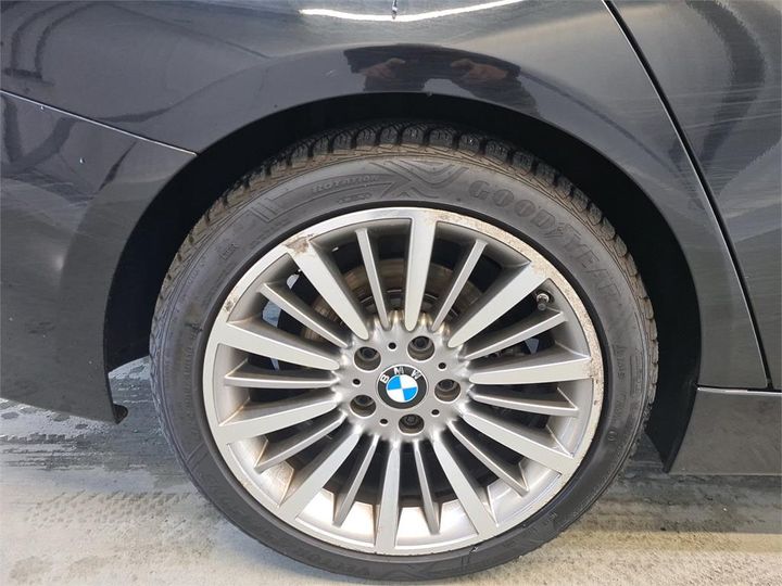 Photo 15 VIN: WBA8E11080K827867 - BMW 330 