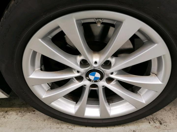 Photo 15 VIN: WBA8E11080K828727 - BMW 330 