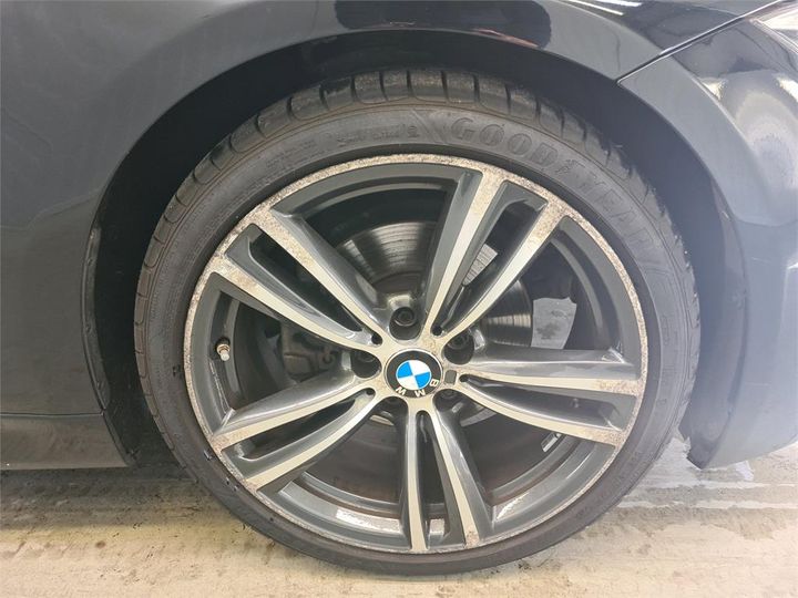 Photo 13 VIN: WBA8E11090K418020 - BMW 330 