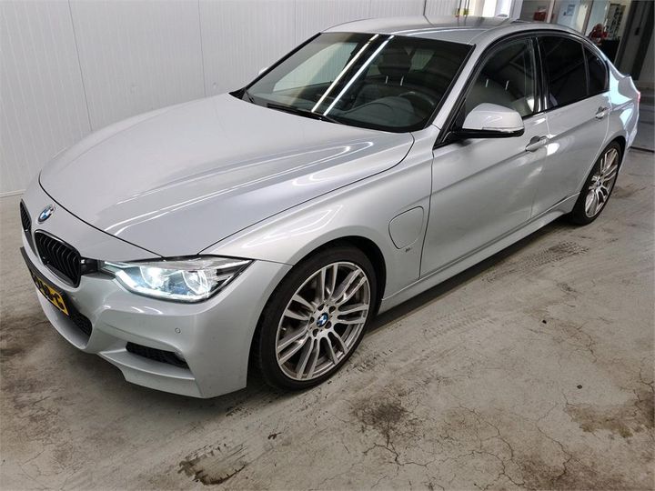 Photo 1 VIN: WBA8E11090K828560 - BMW 330 