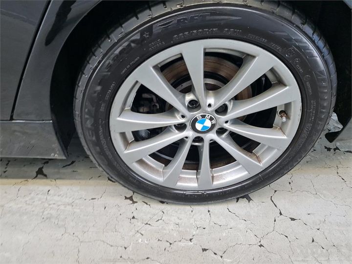 Photo 14 VIN: WBA8E11090K828932 - BMW 330 