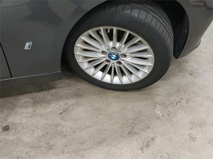 Photo 15 VIN: WBA8E11090K832205 - BMW 3 BERLINE 