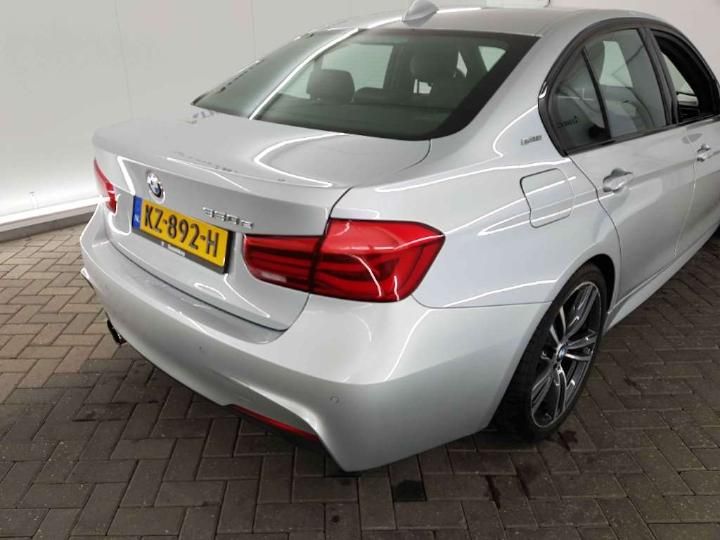 Photo 18 VIN: WBA8E110X0K417751 - BMW 3 SERIE SEDAN 