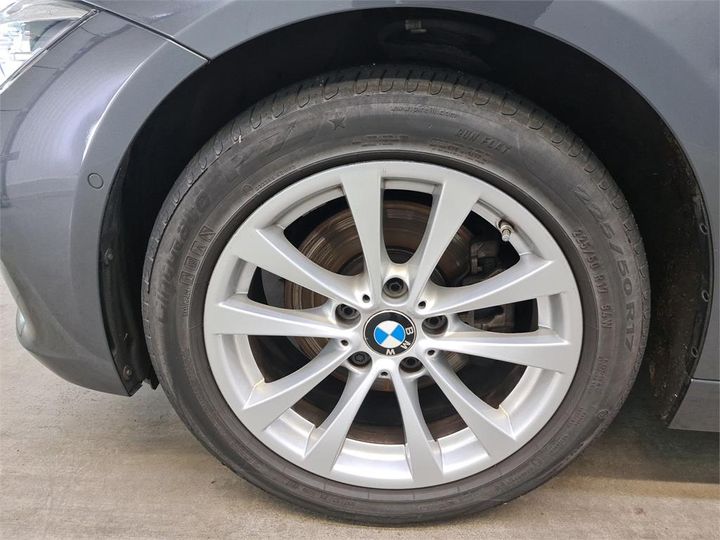 Photo 12 VIN: WBA8E110X0K420388 - BMW 330 