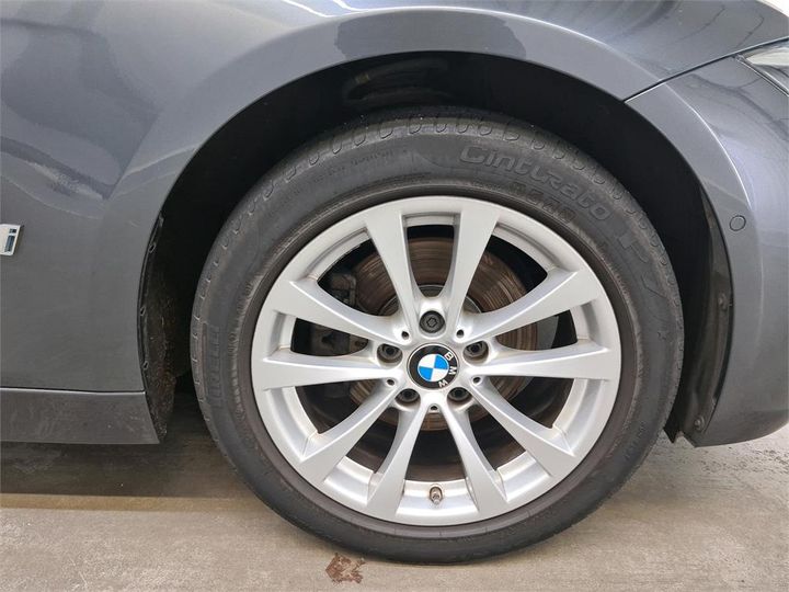 Photo 13 VIN: WBA8E110X0K420388 - BMW 330 