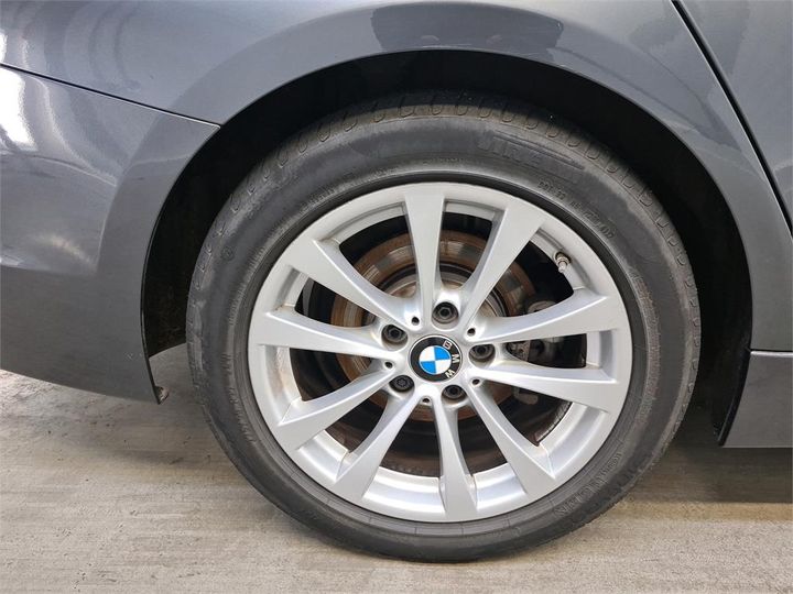 Photo 15 VIN: WBA8E110X0K420388 - BMW 330 