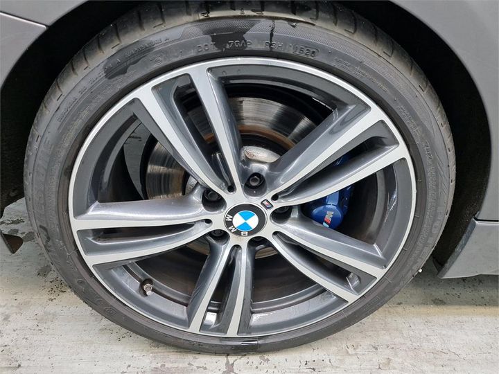 Photo 15 VIN: WBA8E110X0K827661 - BMW 330 