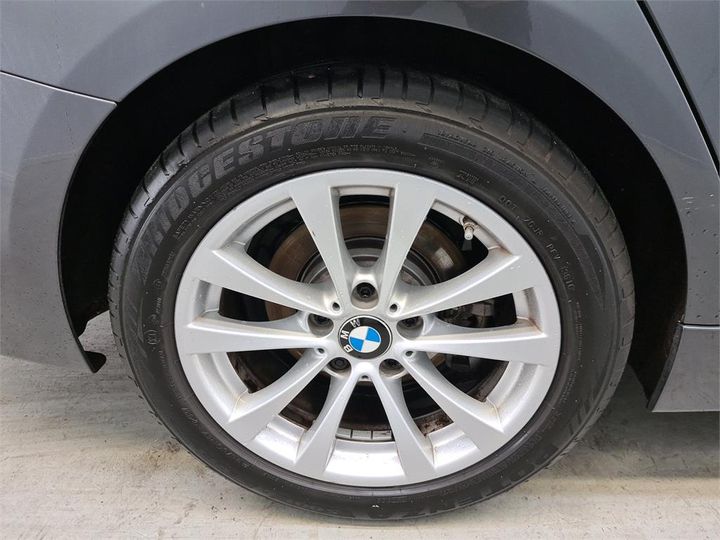 Photo 15 VIN: WBA8E110X0K829085 - BMW 330 