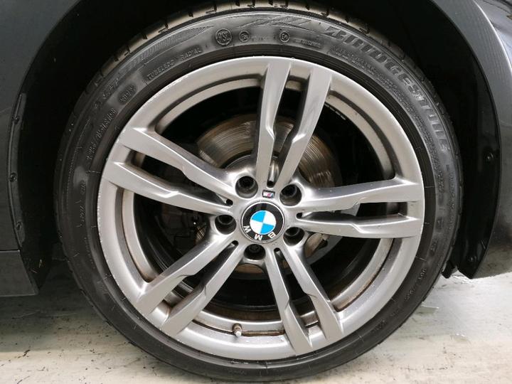 Photo 13 VIN: WBA8E110X0K829815 - BMW 330 