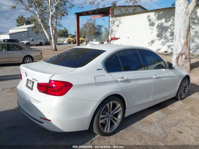 Photo 3 VIN: WBA8E1C31HA029221 - BMW 330E 