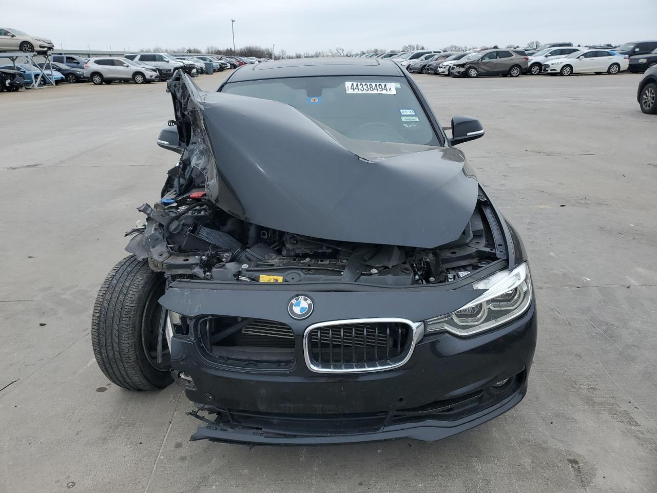 Photo 4 VIN: WBA8E1C31HA156504 - BMW 3ER 