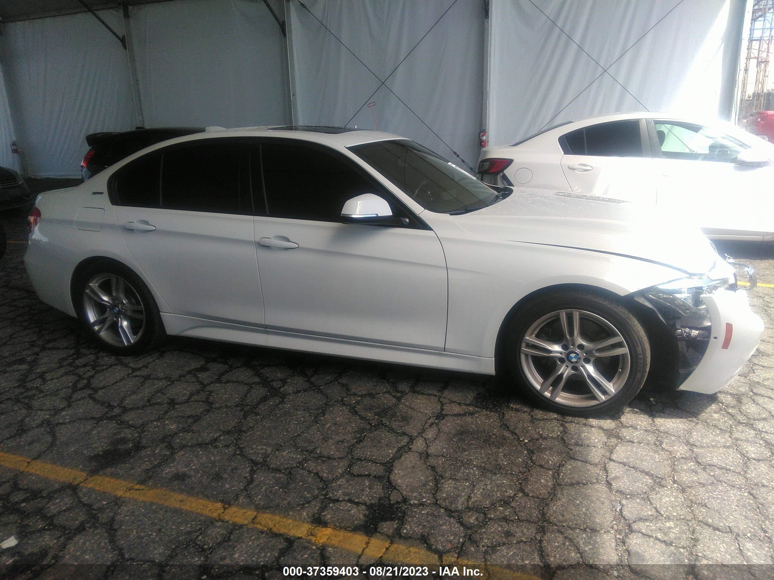 Photo 12 VIN: WBA8E1C31HA159225 - BMW 330E 