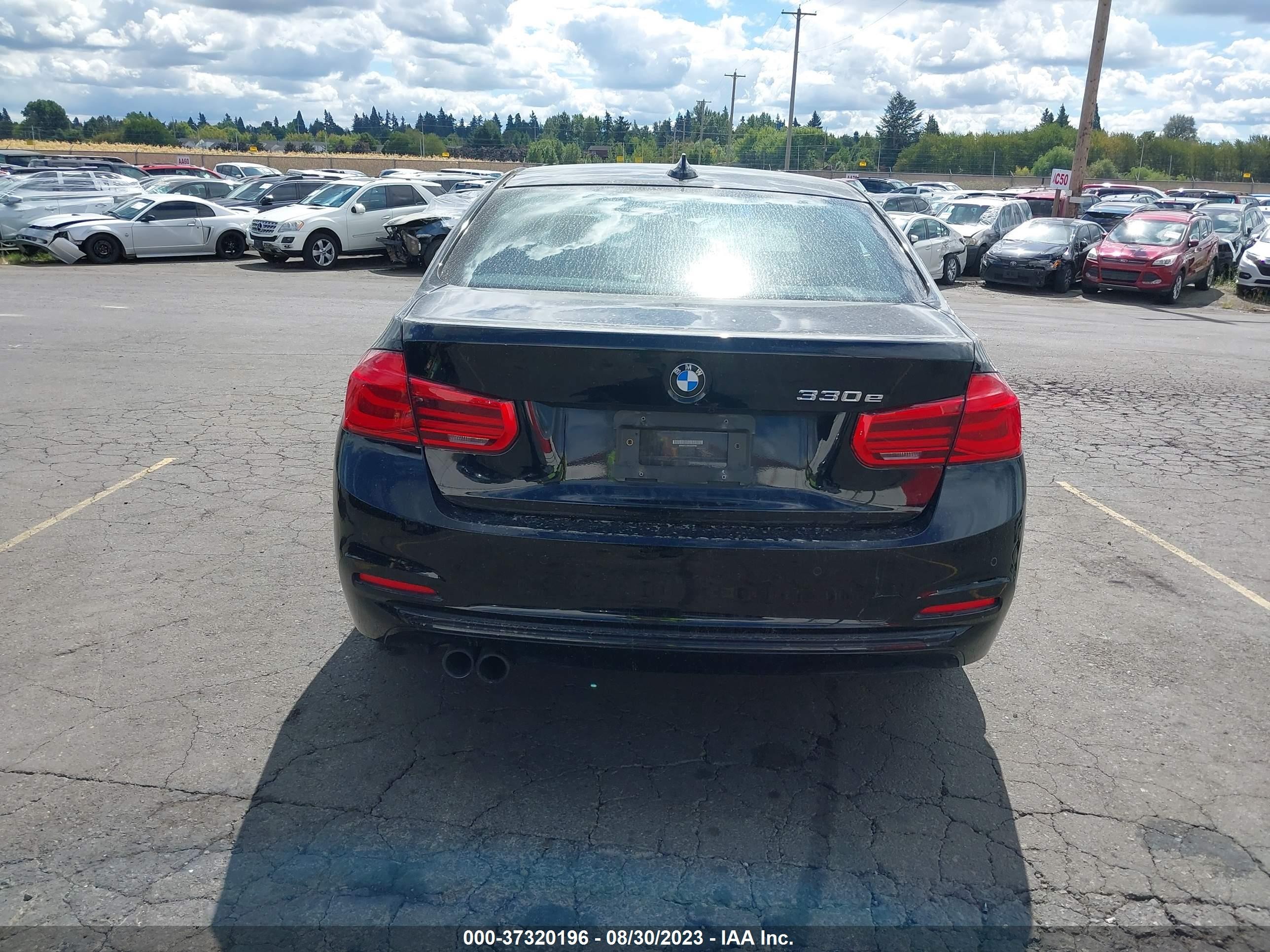 Photo 16 VIN: WBA8E1C33HA029785 - BMW 3ER 