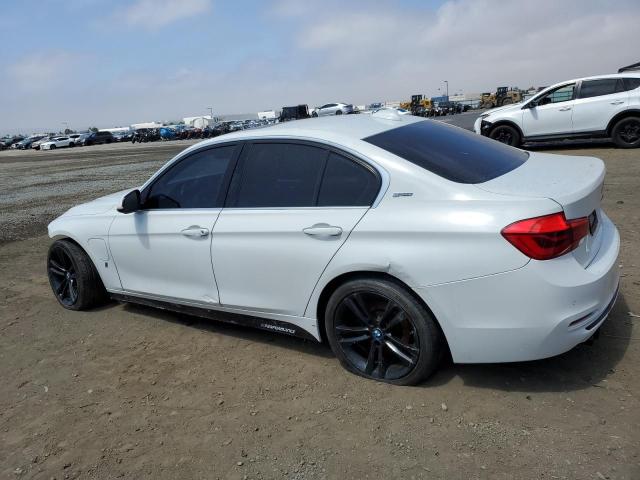 Photo 1 VIN: WBA8E1C39HA156928 - BMW 330E 